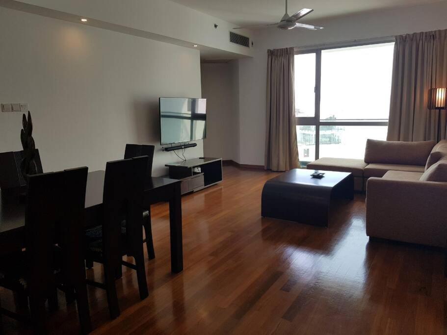 Apartment Monarch Residencies Colombo-03 *